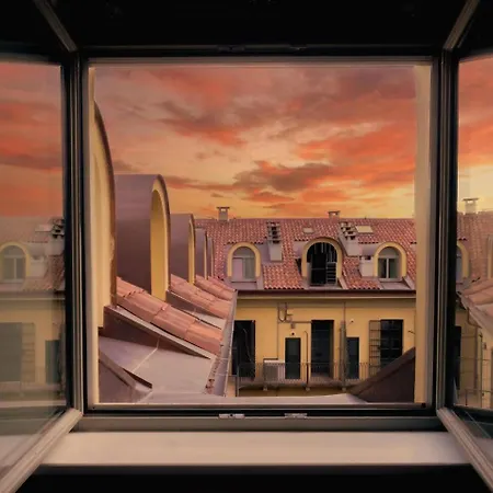 Porta Nuova Minimal * تورينو